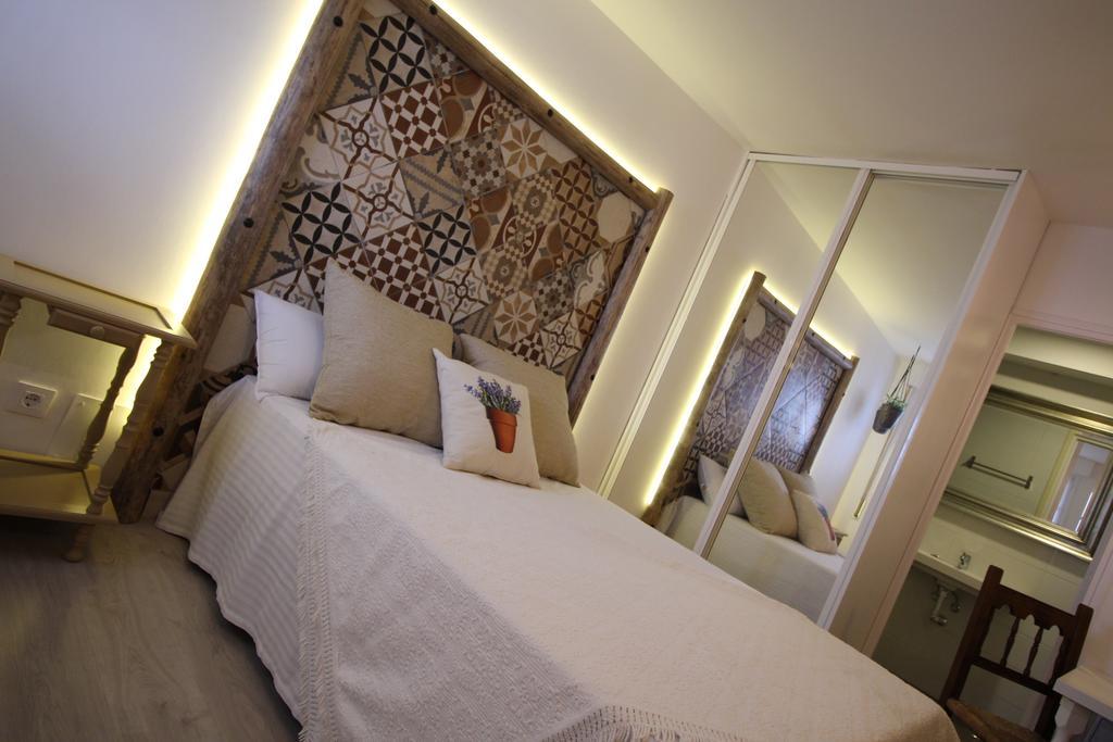 Pension Las Casitas De Santander Auto Check Exterior photo